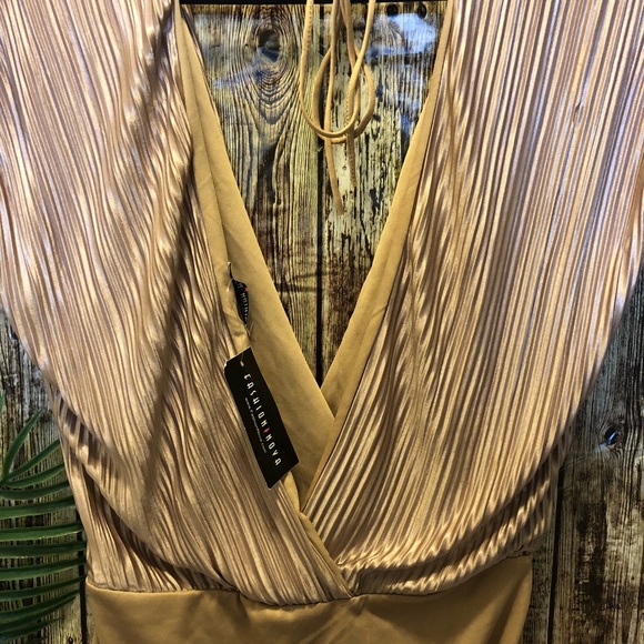 Sold - Picture 3 of 5